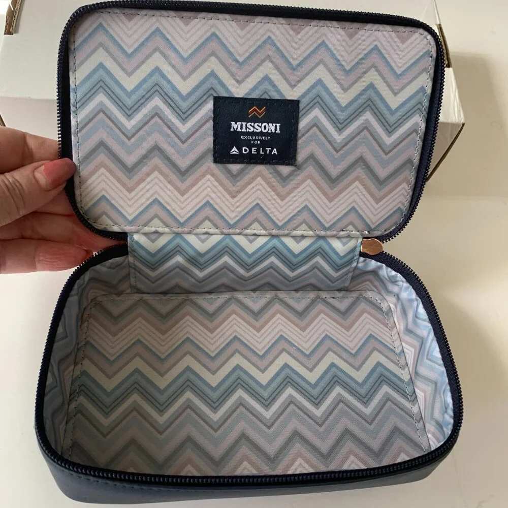 MISSONI FOR DELTA TRAVEL SQUARE ZIPPER POUCH COSMETICS TOILETRY BAG CASE - Picture 7 of 8